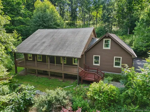 39 Miller Hill Woods Court