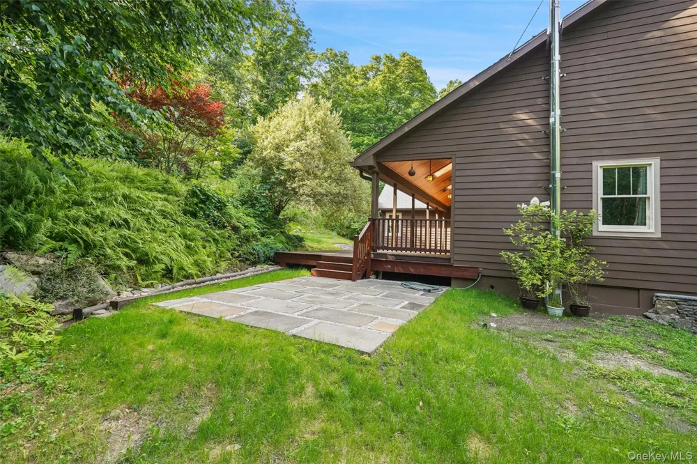 39 Miller Hill Woods Court Carmel, NY 10512