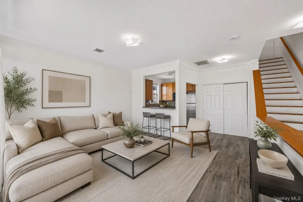 102 Surf Drive Bronx, NY 10473