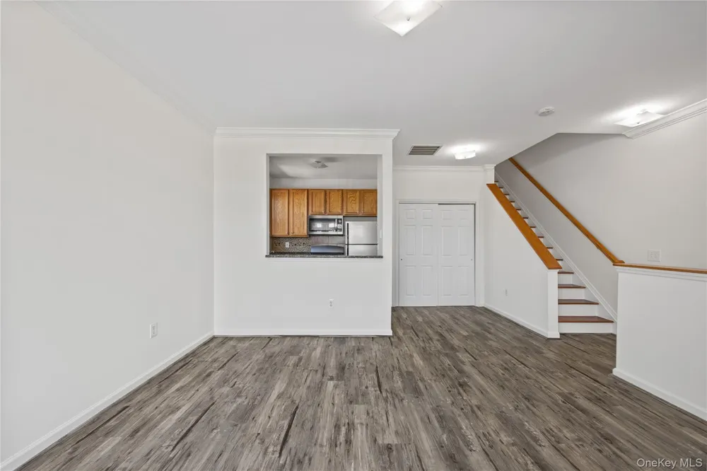 102 Surf Drive Bronx, NY 10473