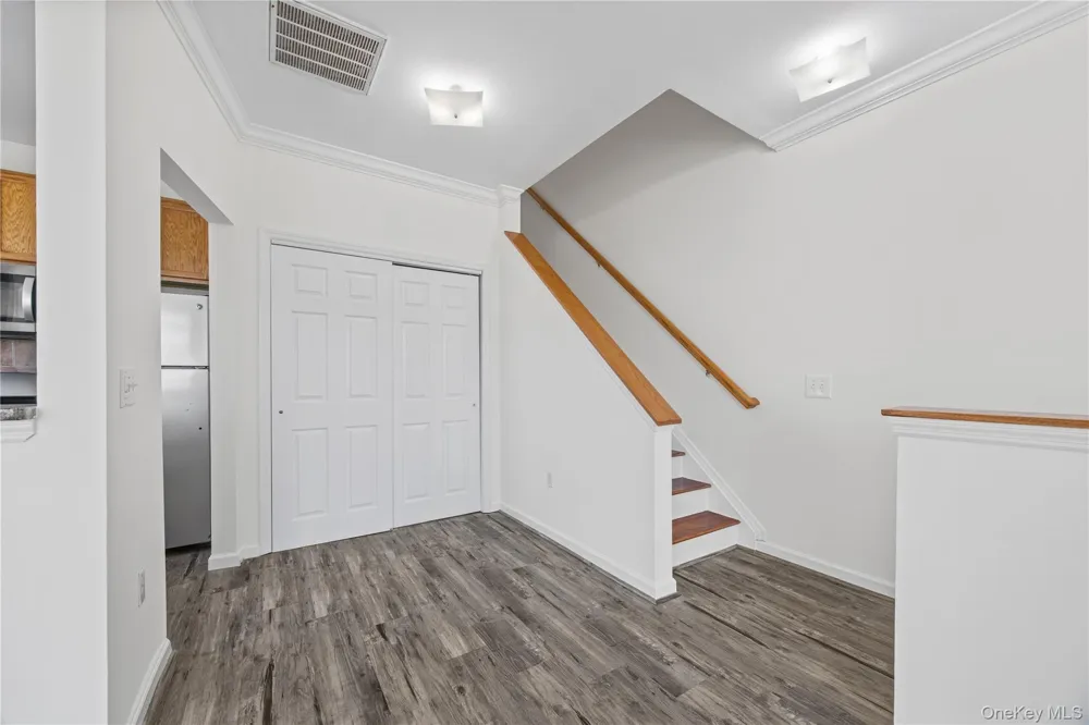 102 Surf Drive Bronx, NY 10473