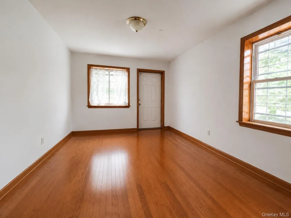 5308 90th Street #1B Elmhurst, NY 11373