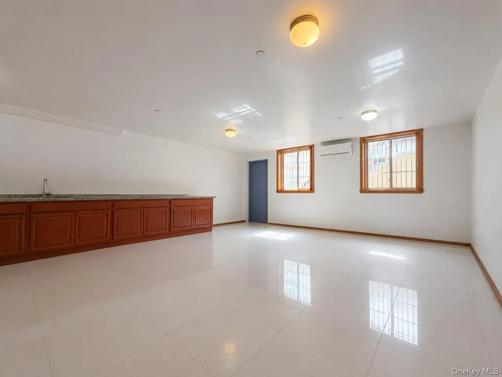 5308 90th Street #1B Elmhurst, NY 11373