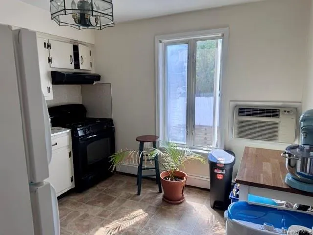 191 Birch Hill Road #4 Locust Valley, NY 11560
