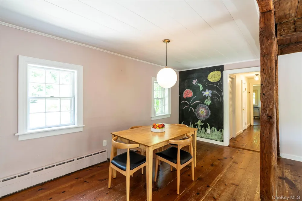 11 Miller Road Rhinebeck, NY 12572