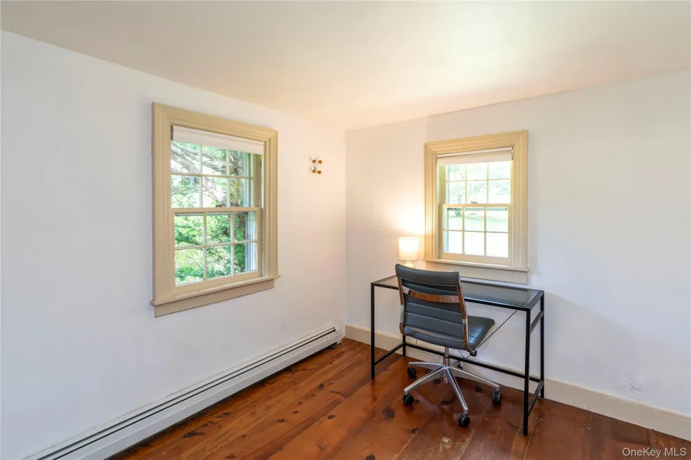 11 Miller Road Rhinebeck, NY 12572