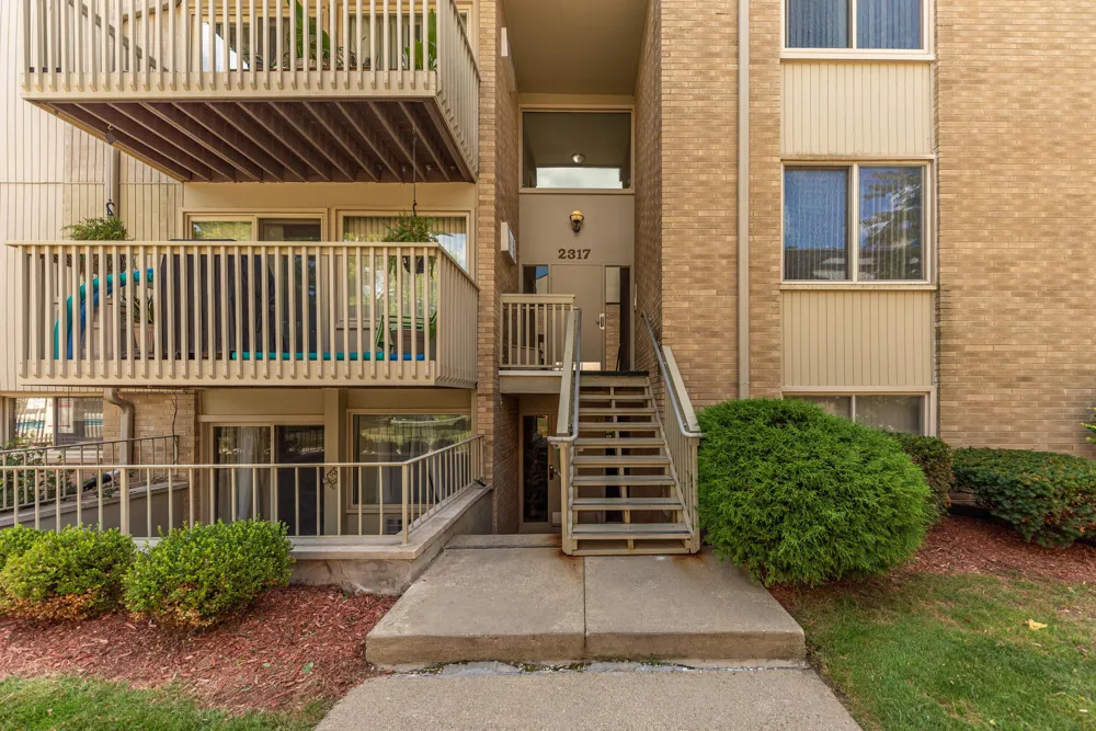 2317 Packard Street #B104 Ann Arbor, MI 48104