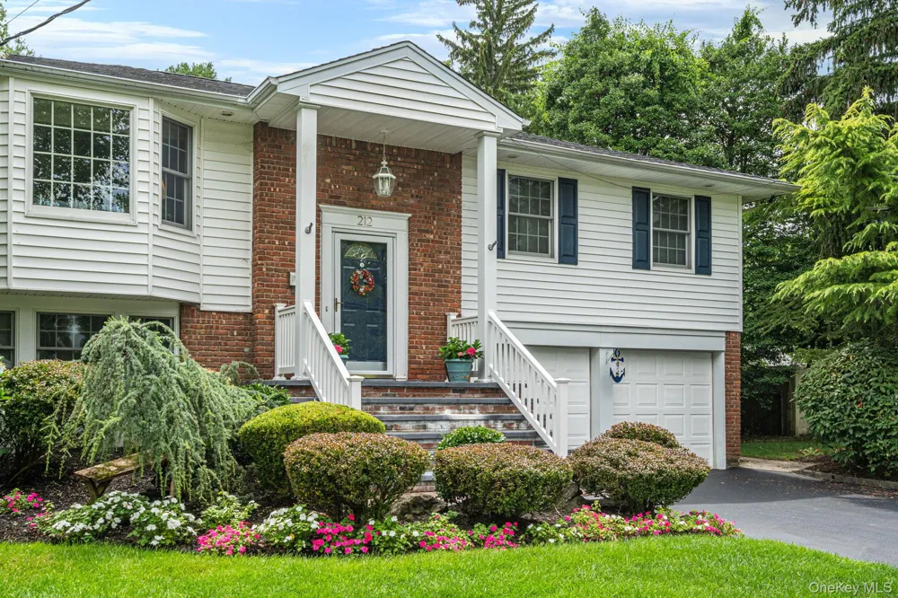 212 Cedrus Avenue East Northport, NY 11731