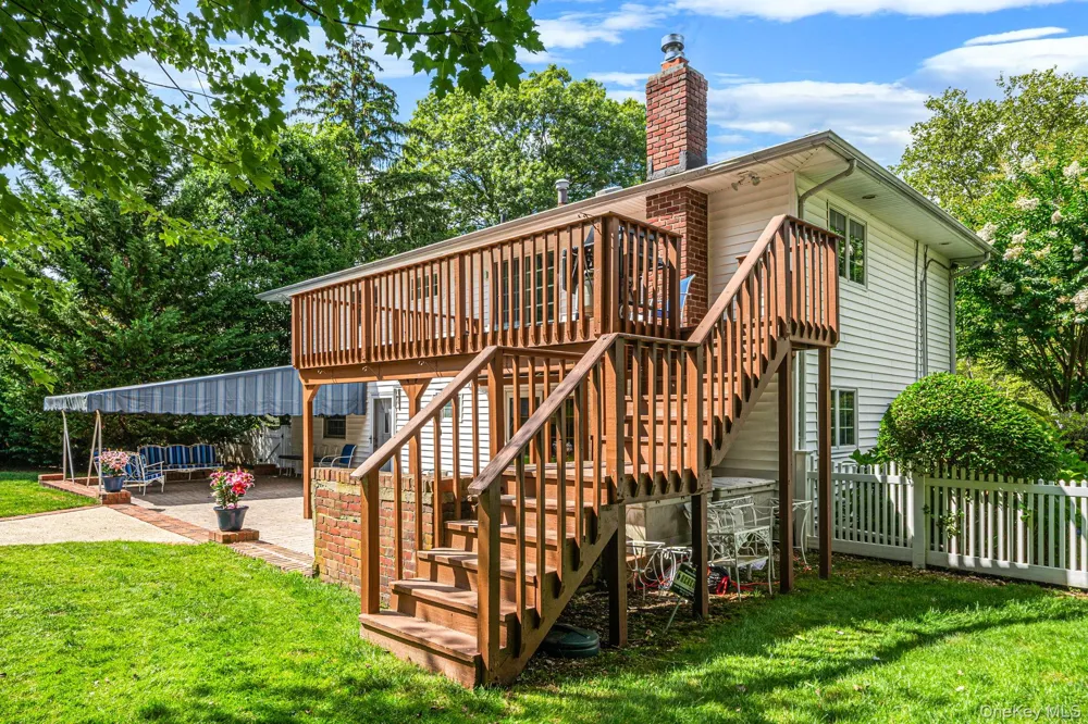 212 Cedrus Avenue East Northport, NY 11731