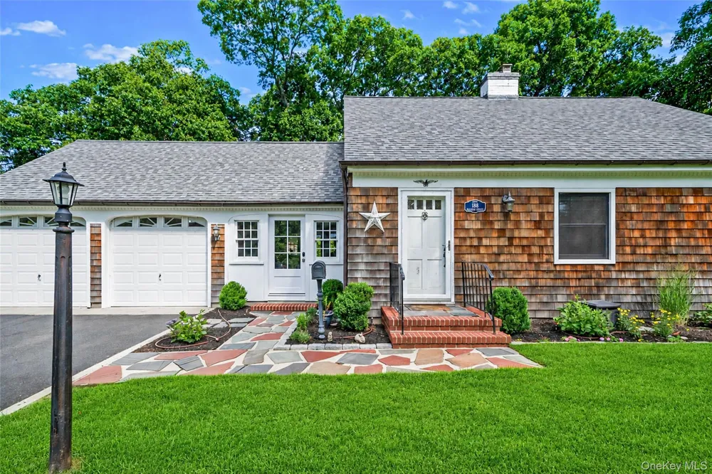 188 Hallock Street Riverhead, NY 11901