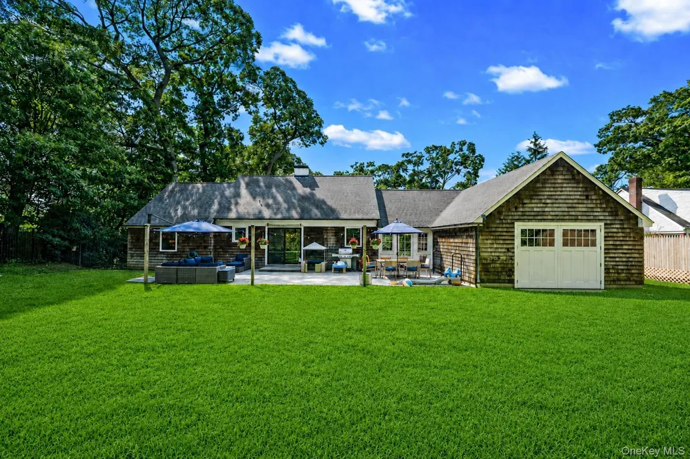 188 Hallock Street Riverhead, NY 11901