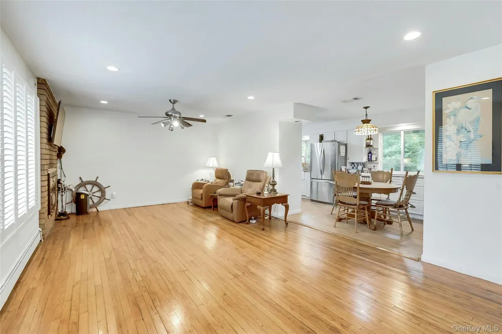 170 Division Avenue Blue Point, NY 11715