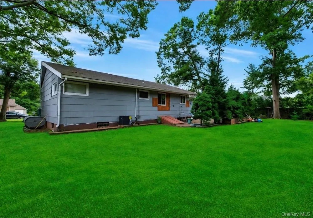 170 Division Avenue Blue Point, NY 11715
