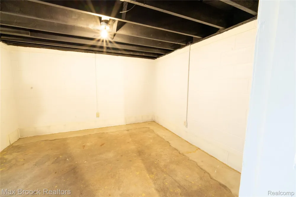 216 Crawford Drive Jonesfield Township, MI 48637