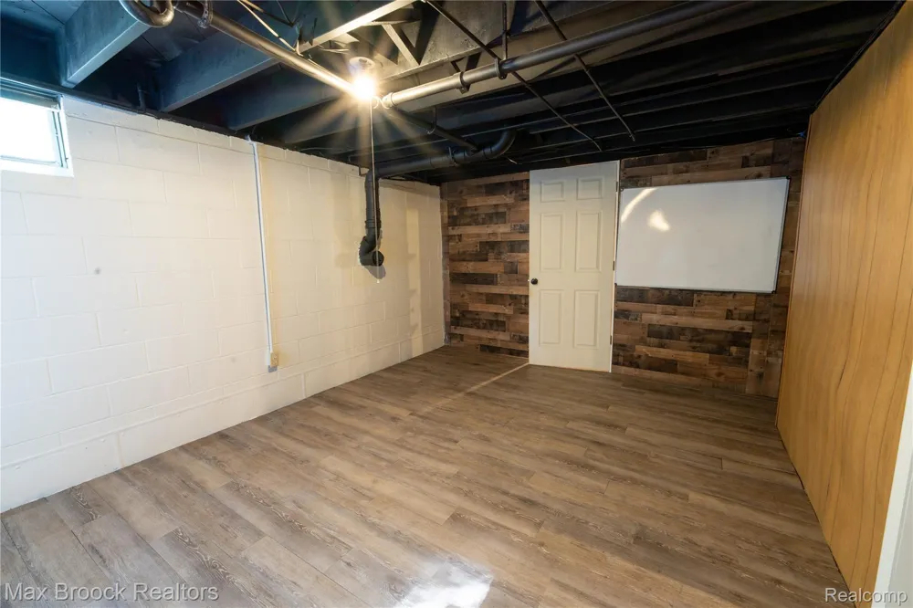 216 Crawford Drive Jonesfield Township, MI 48637