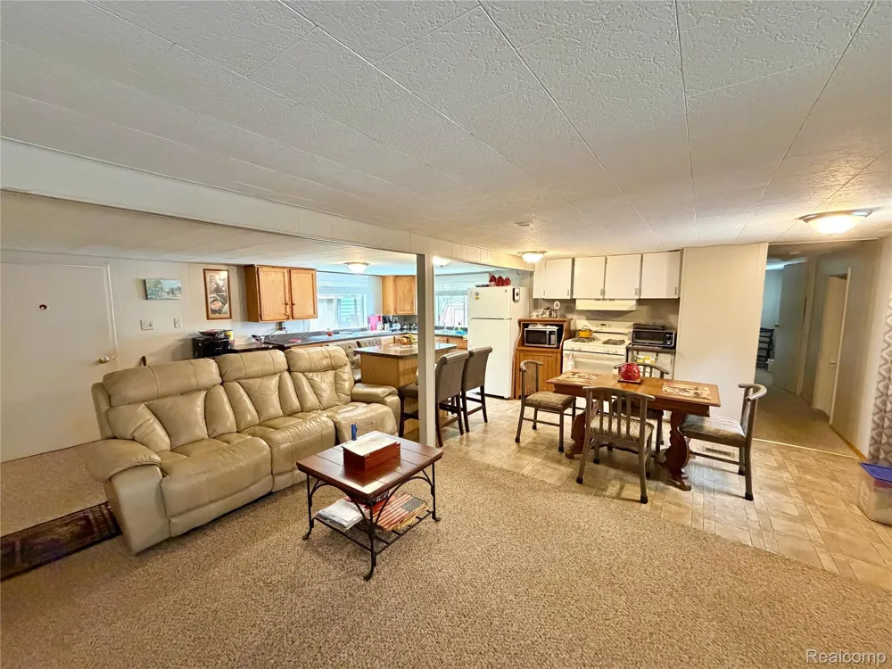 6745 Morrison Drive Lake Township, MI 48467