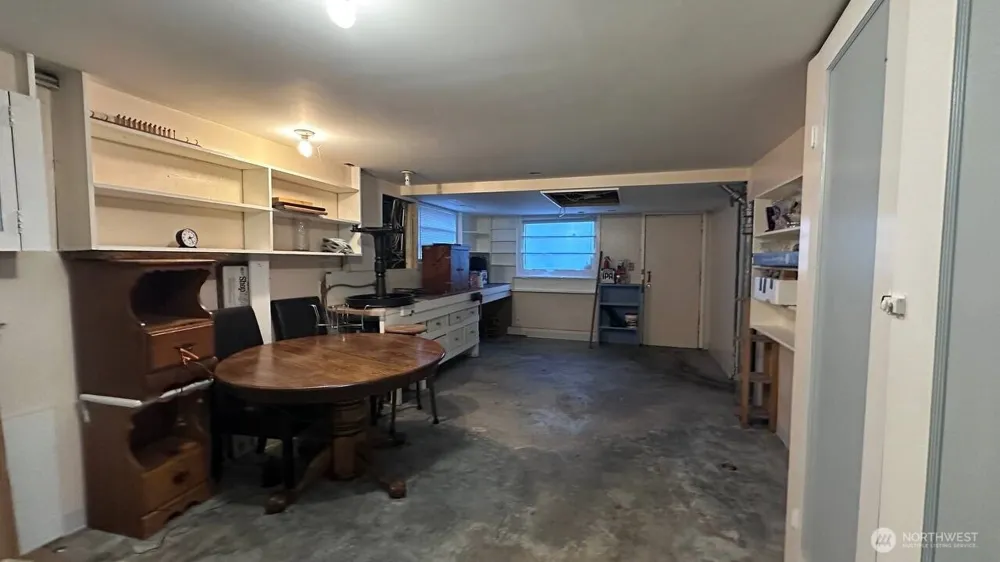 16310 Ashworth Avenue Shoreline, WA 98133