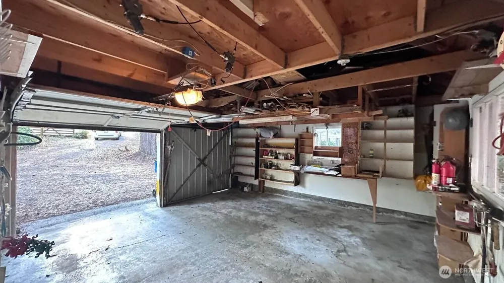 16310 Ashworth Avenue Shoreline, WA 98133