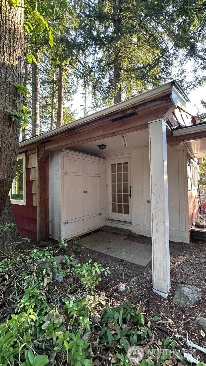 16310 Ashworth Avenue Shoreline, WA 98133