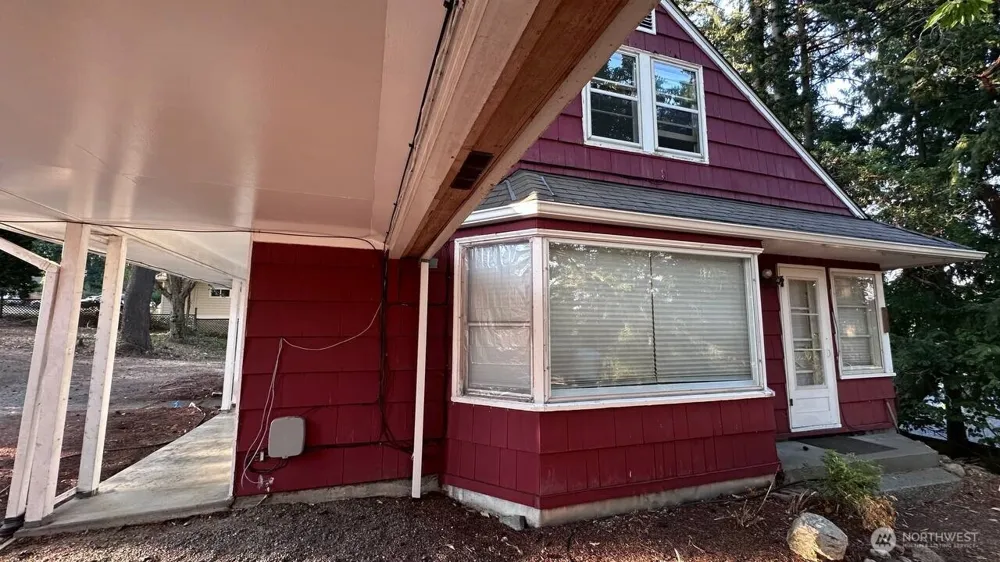 16310 Ashworth Avenue Shoreline, WA 98133