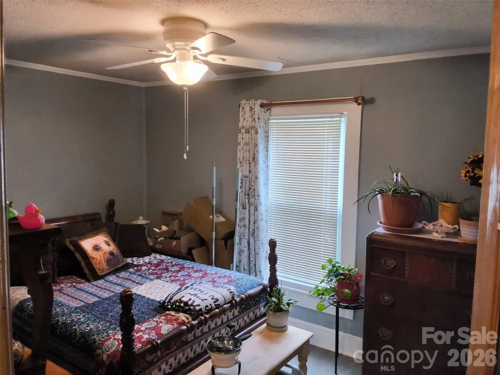 1200 Woodlawn Street Kannapolis, NC 28083