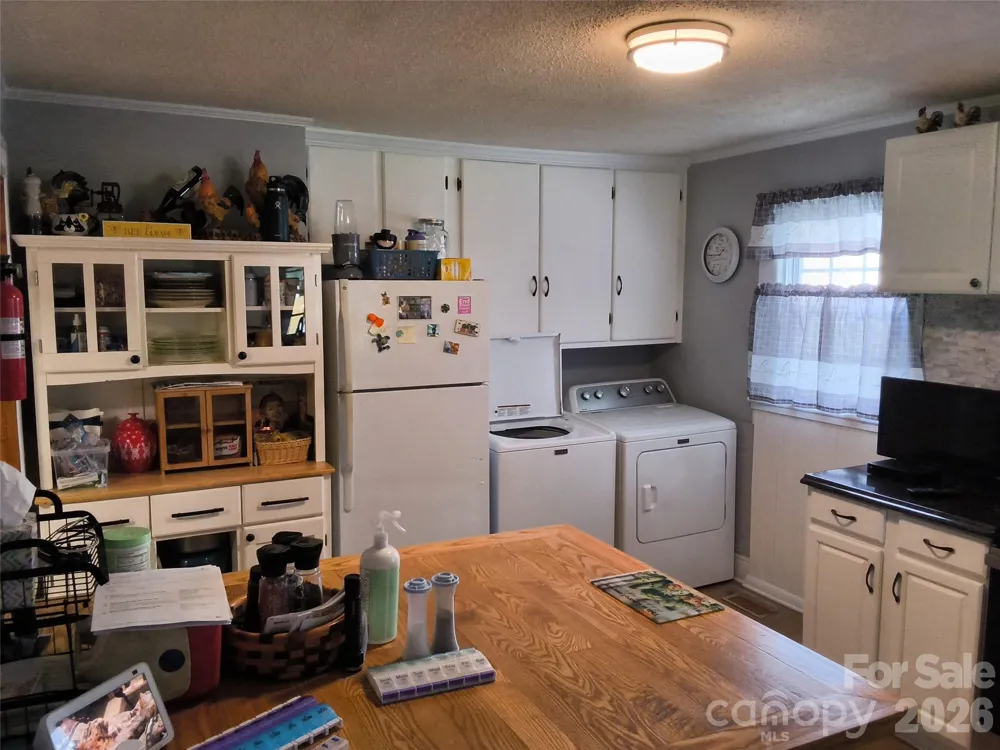 1200 Woodlawn Street Kannapolis, NC 28083
