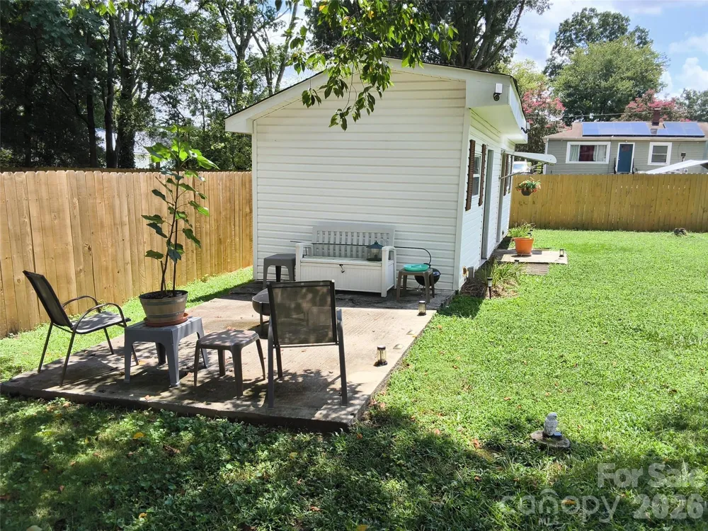 1200 Woodlawn Street Kannapolis, NC 28083