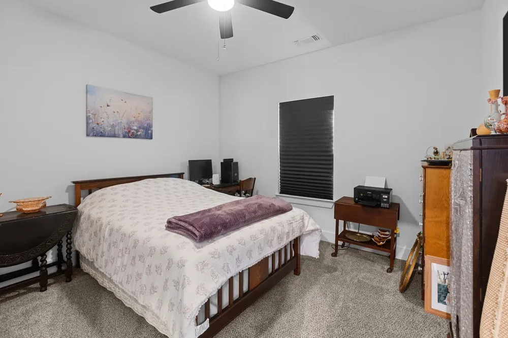 201 W South Street Whitesboro, TX 76273