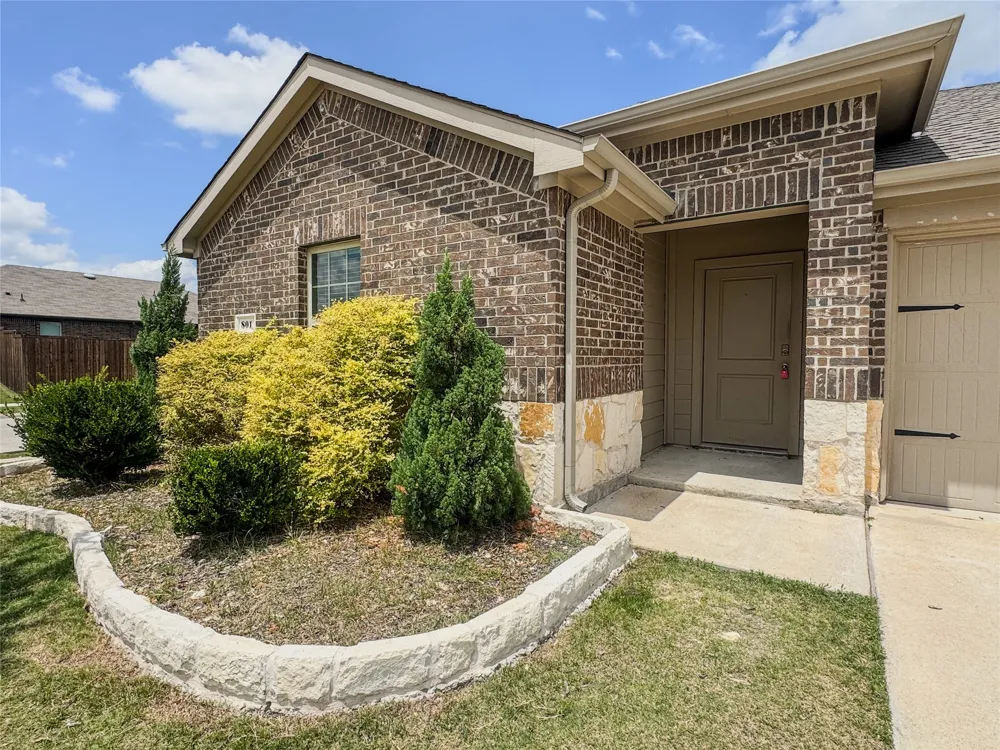 801 Meadow Creek Lane Josephine, TX 75189