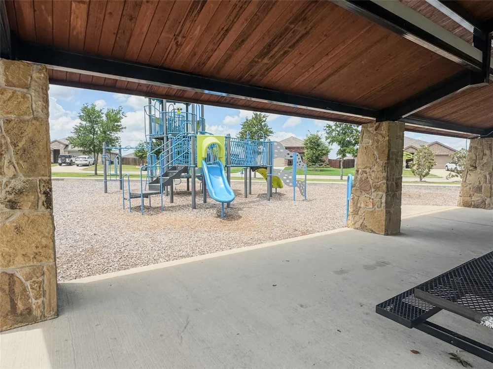 801 Meadow Creek Lane Josephine, TX 75189