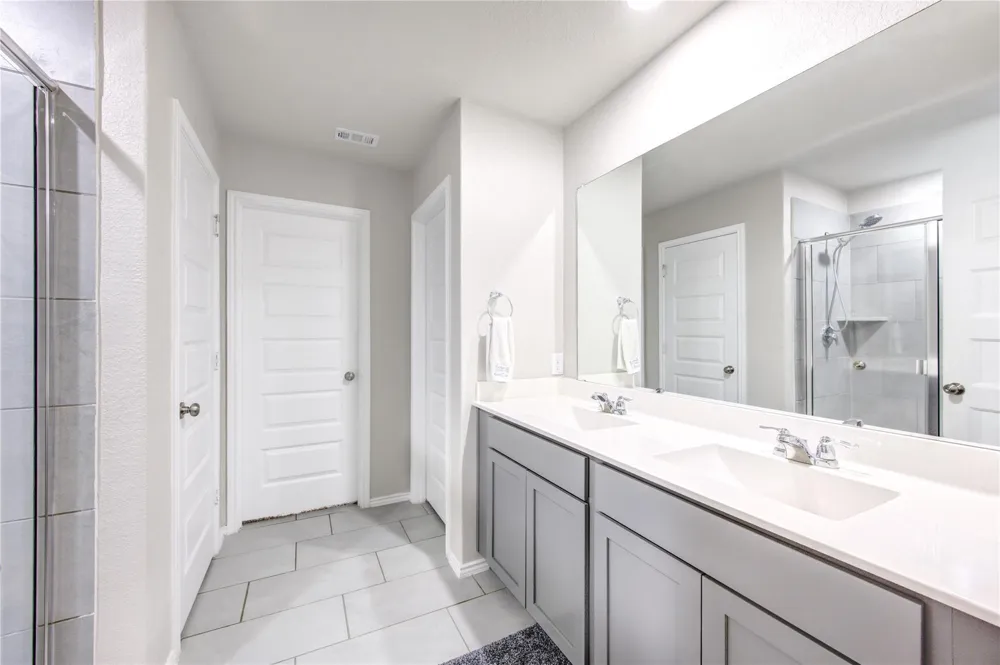 155 Honey Oak Lane New Braunfels, TX 78130