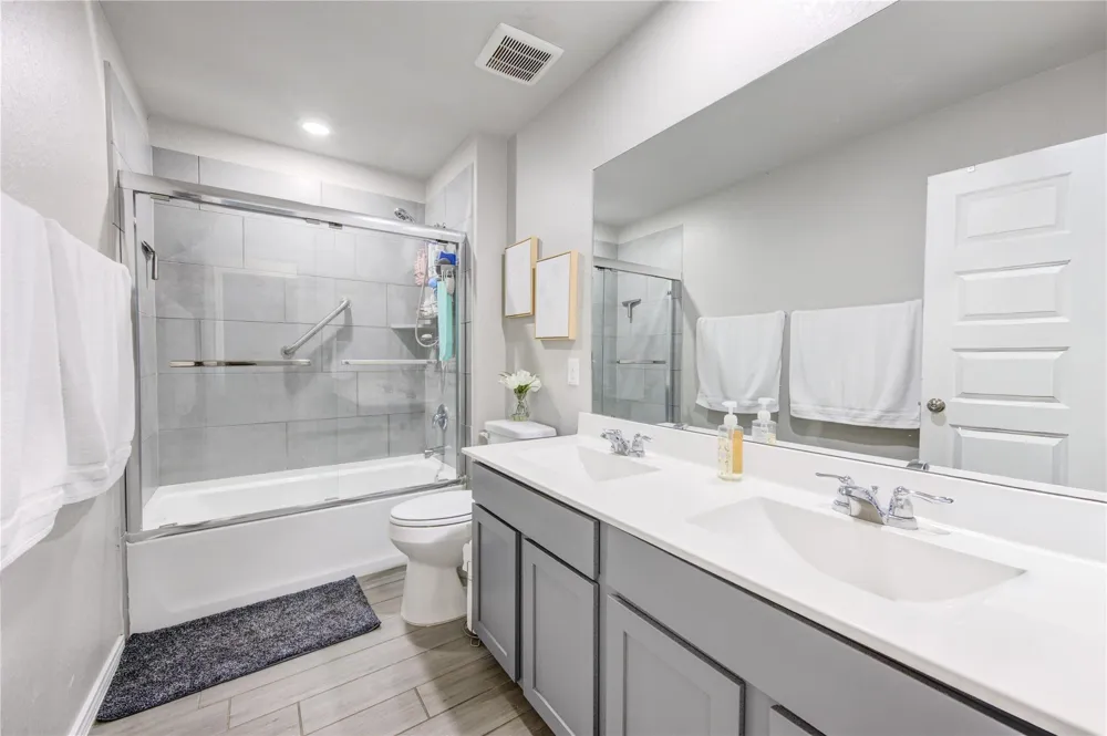 155 Honey Oak Lane New Braunfels, TX 78130