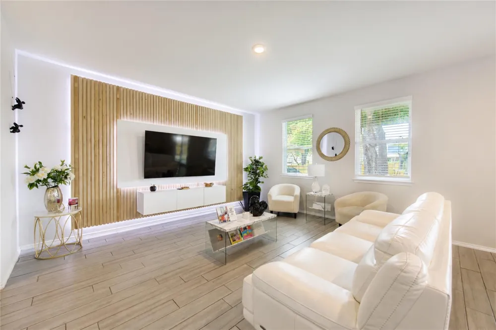 155 Honey Oak Lane New Braunfels, TX 78130