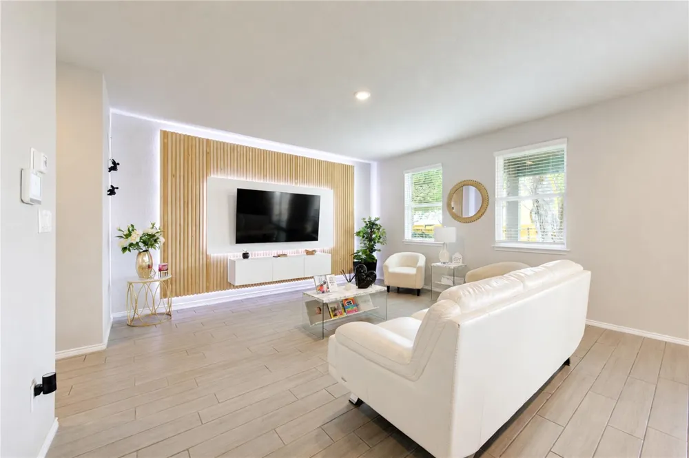 155 Honey Oak Lane New Braunfels, TX 78130