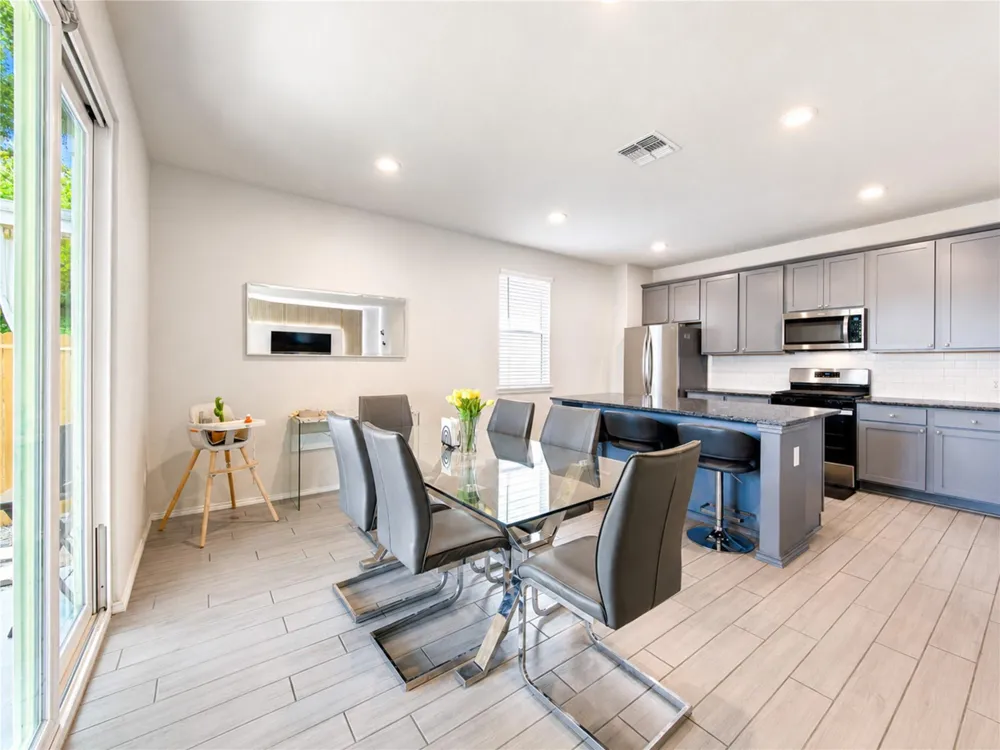 155 Honey Oak Lane New Braunfels, TX 78130