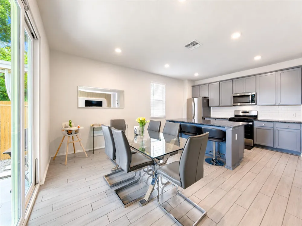 155 Honey Oak Lane New Braunfels, TX 78130