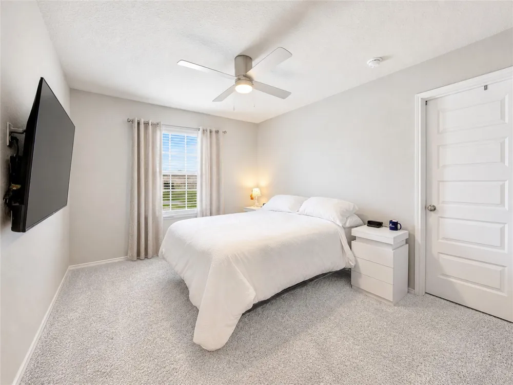 155 Honey Oak Lane New Braunfels, TX 78130