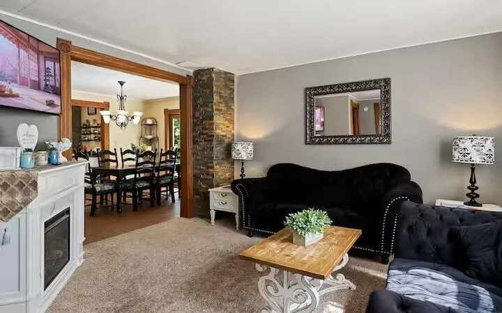 5011 S Water Road New Era, MI 49446
