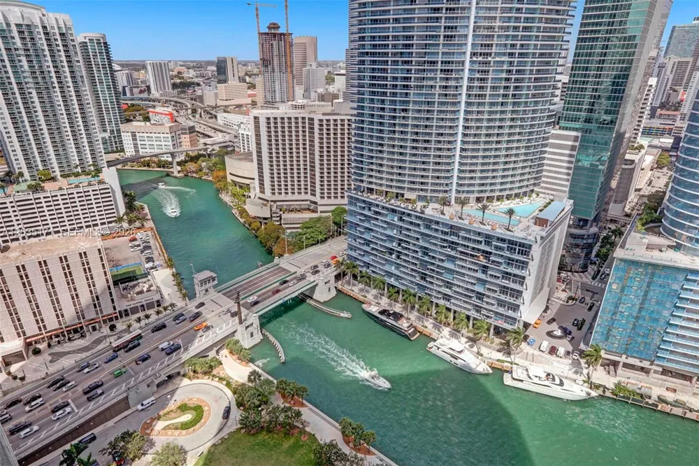 475 Brickell Ave #3408 Miami, FL 33131