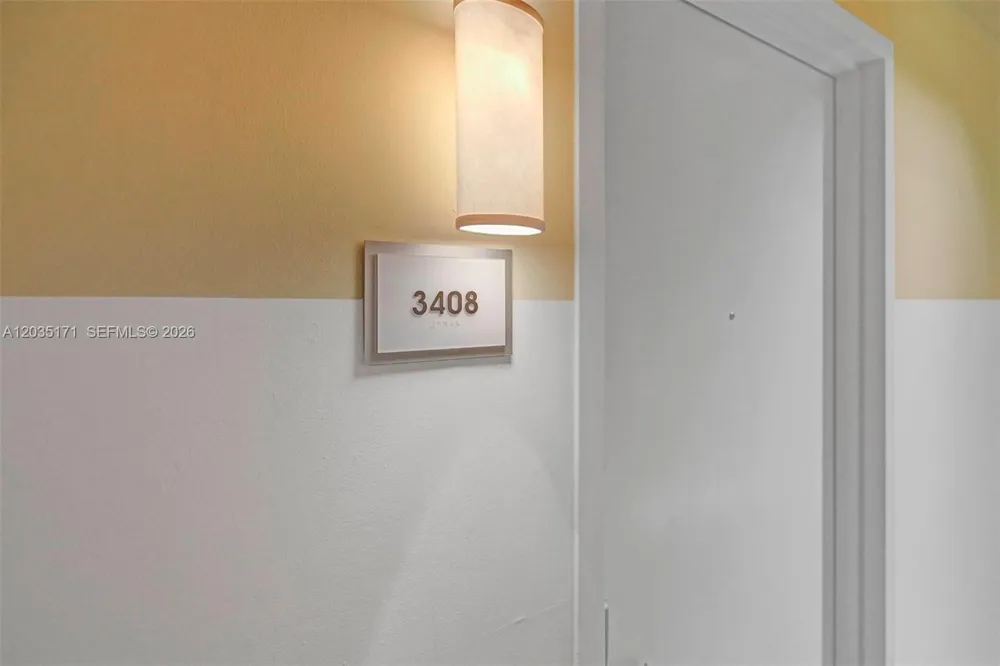 475 Brickell Ave #3408 Miami, FL 33131