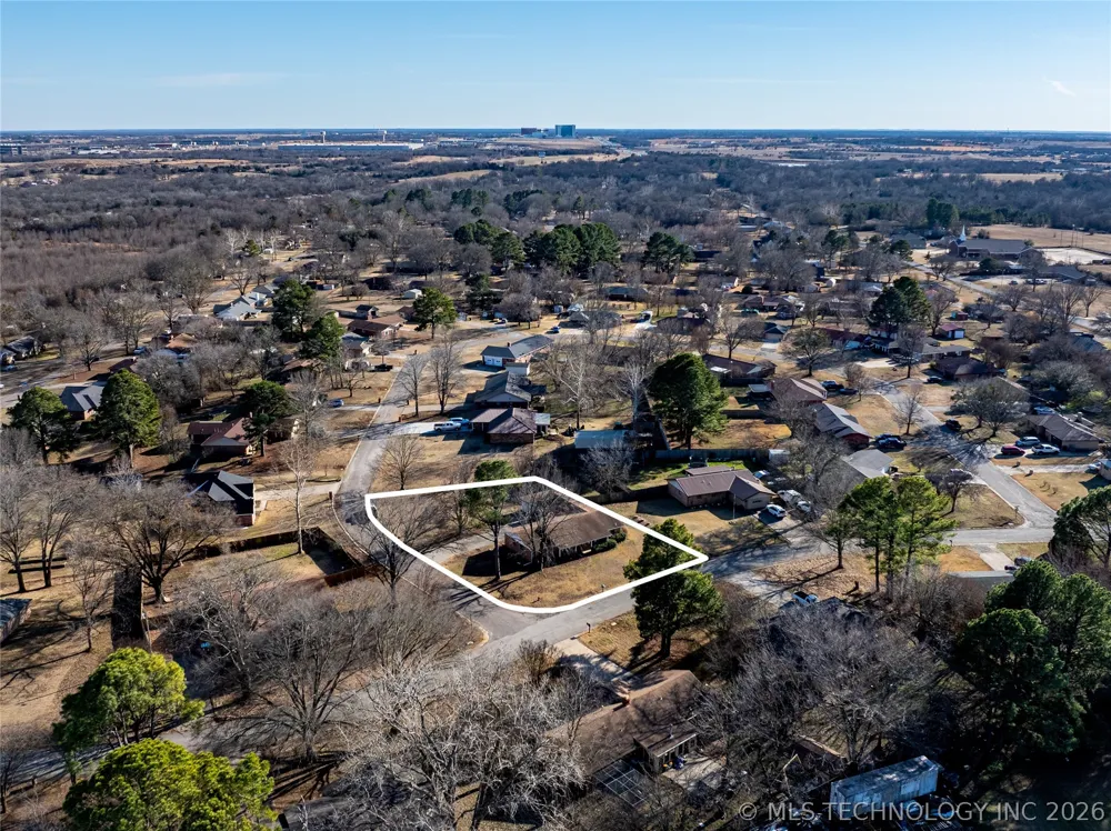 111 Meadowlark Lane Durant, OK 74701
