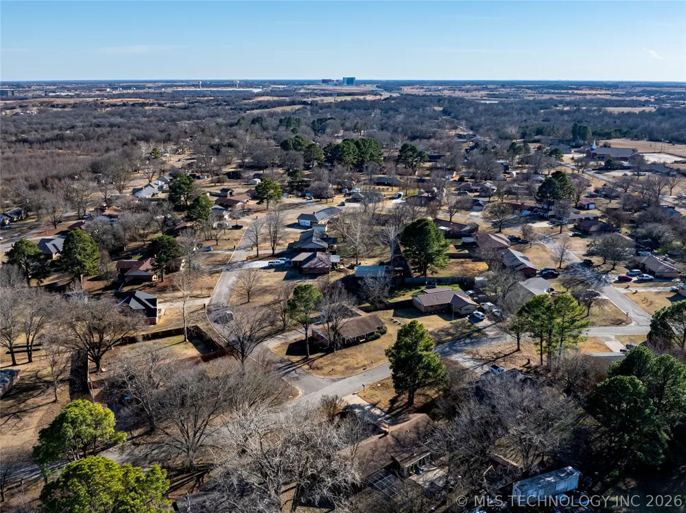 111 Meadowlark Lane Durant, OK 74701