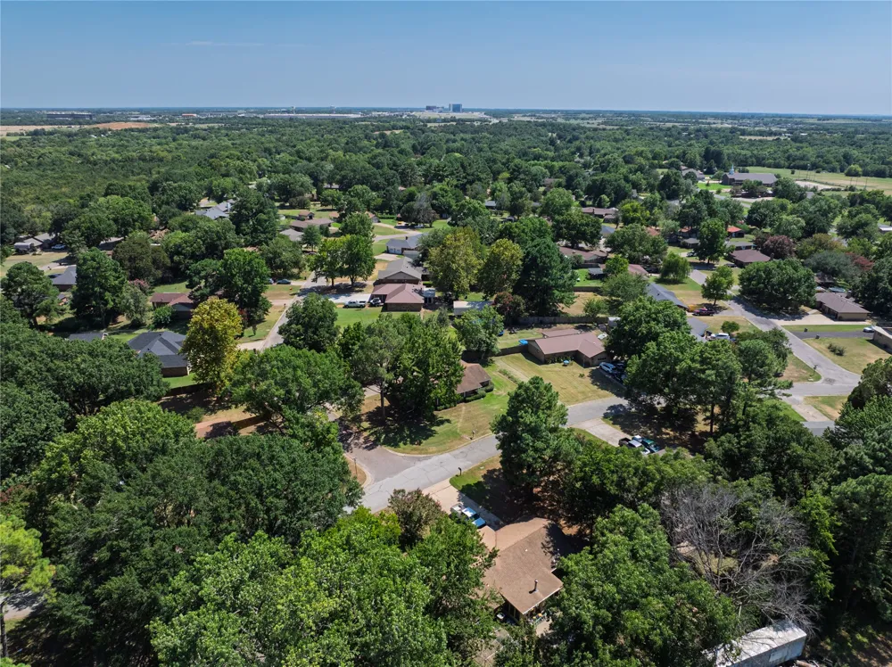 111 Meadowlark Lane Durant, OK 74701