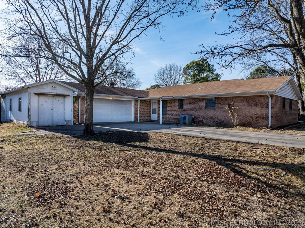 111 Meadowlark Lane Durant, OK 74701