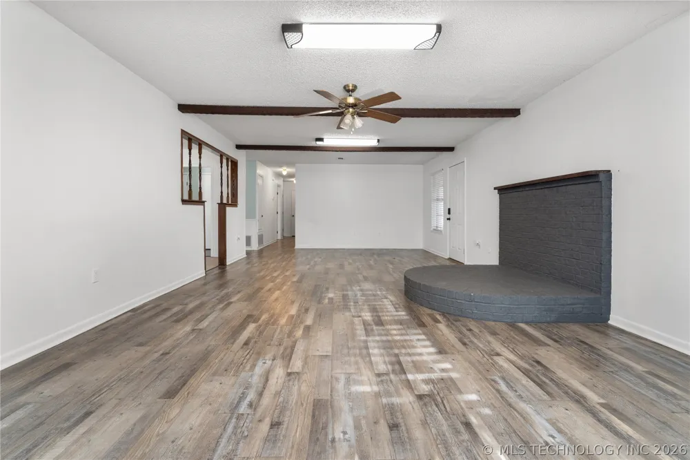 111 Meadowlark Lane Durant, OK 74701