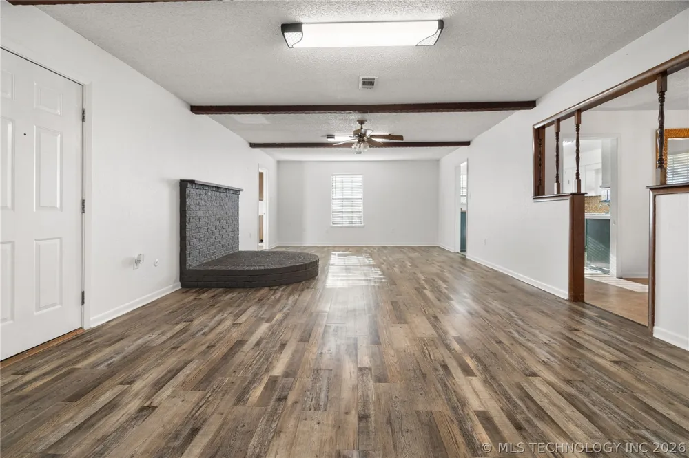 111 Meadowlark Lane Durant, OK 74701