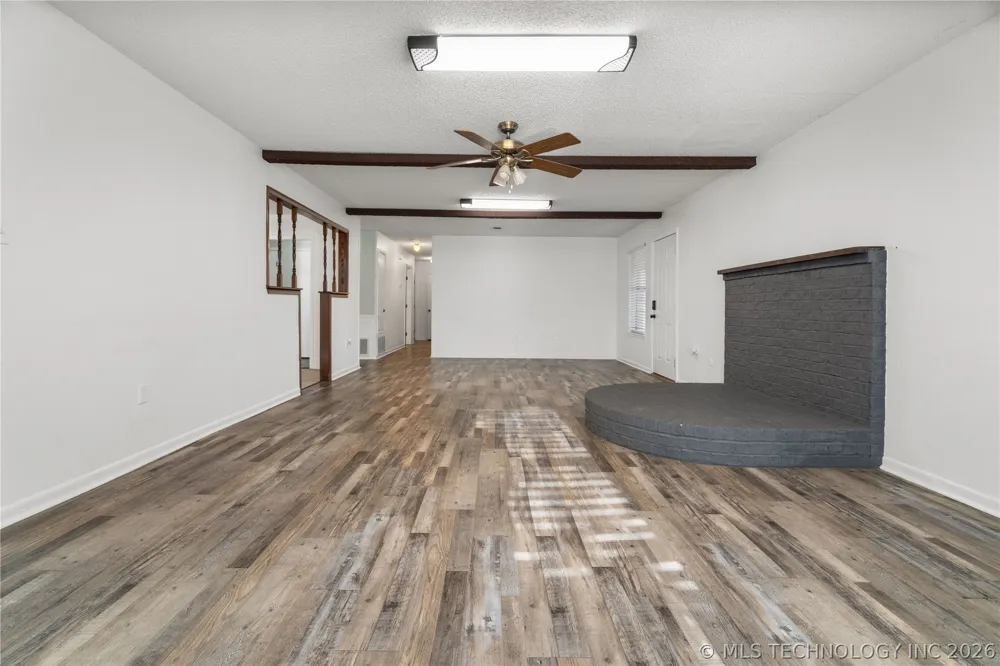 111 Meadowlark Lane Durant, OK 74701