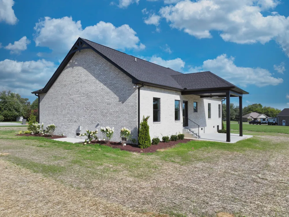 102 N Nikki Dr Portland, TN 37148