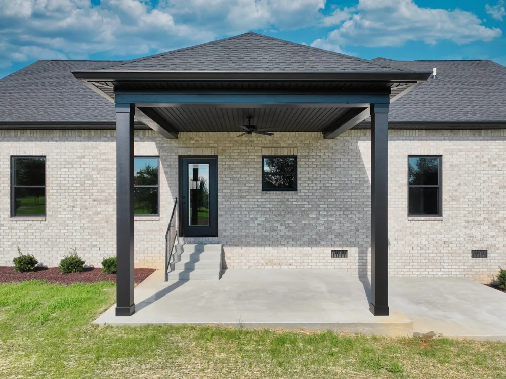 102 N Nikki Dr Portland, TN 37148