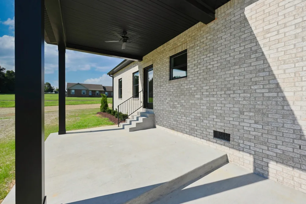 102 N Nikki Dr Portland, TN 37148